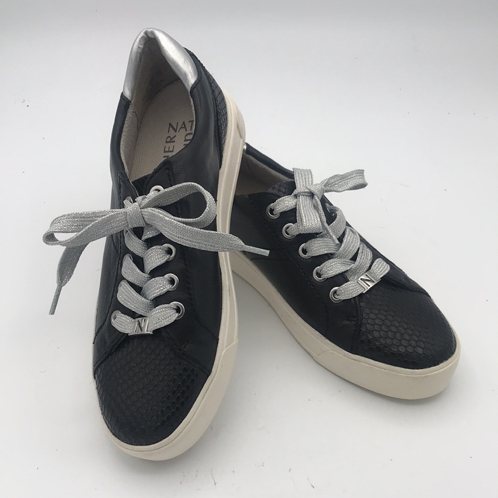 Naturalizer Astara Women's Sneakers Black Leather Size 7 - Picture 2 of 9